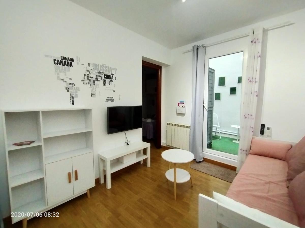 Pension Travesia Del Laurel Logroño Extérieur photo