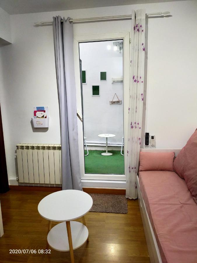 Pension Travesia Del Laurel Logroño Extérieur photo