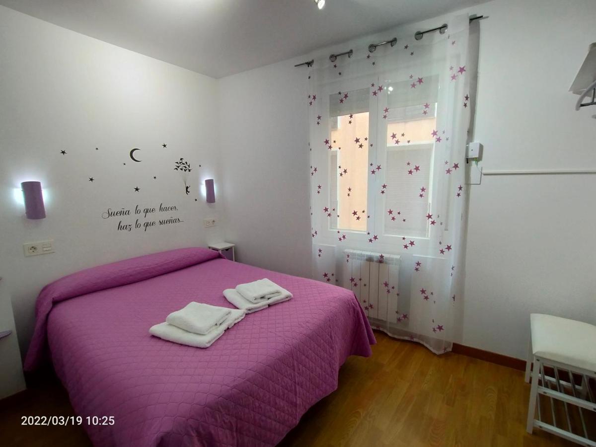Pension Travesia Del Laurel Logroño Extérieur photo