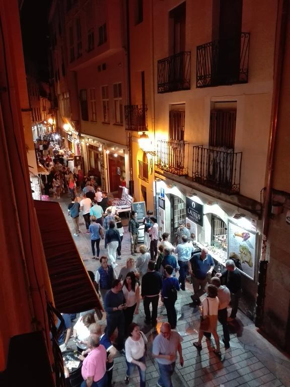 Pension Travesia Del Laurel Logroño Extérieur photo